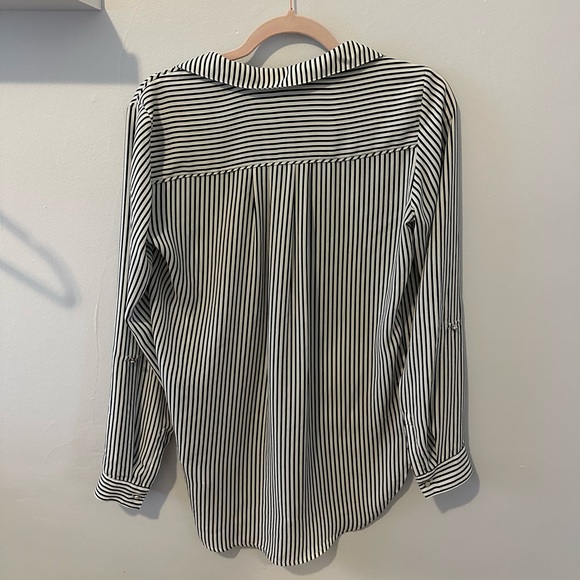 Dynamite stripe blouse size xs - Picture 2 of 2